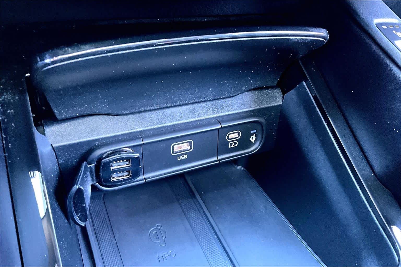 Thumbnail: 2024 Kia Telluride - 21