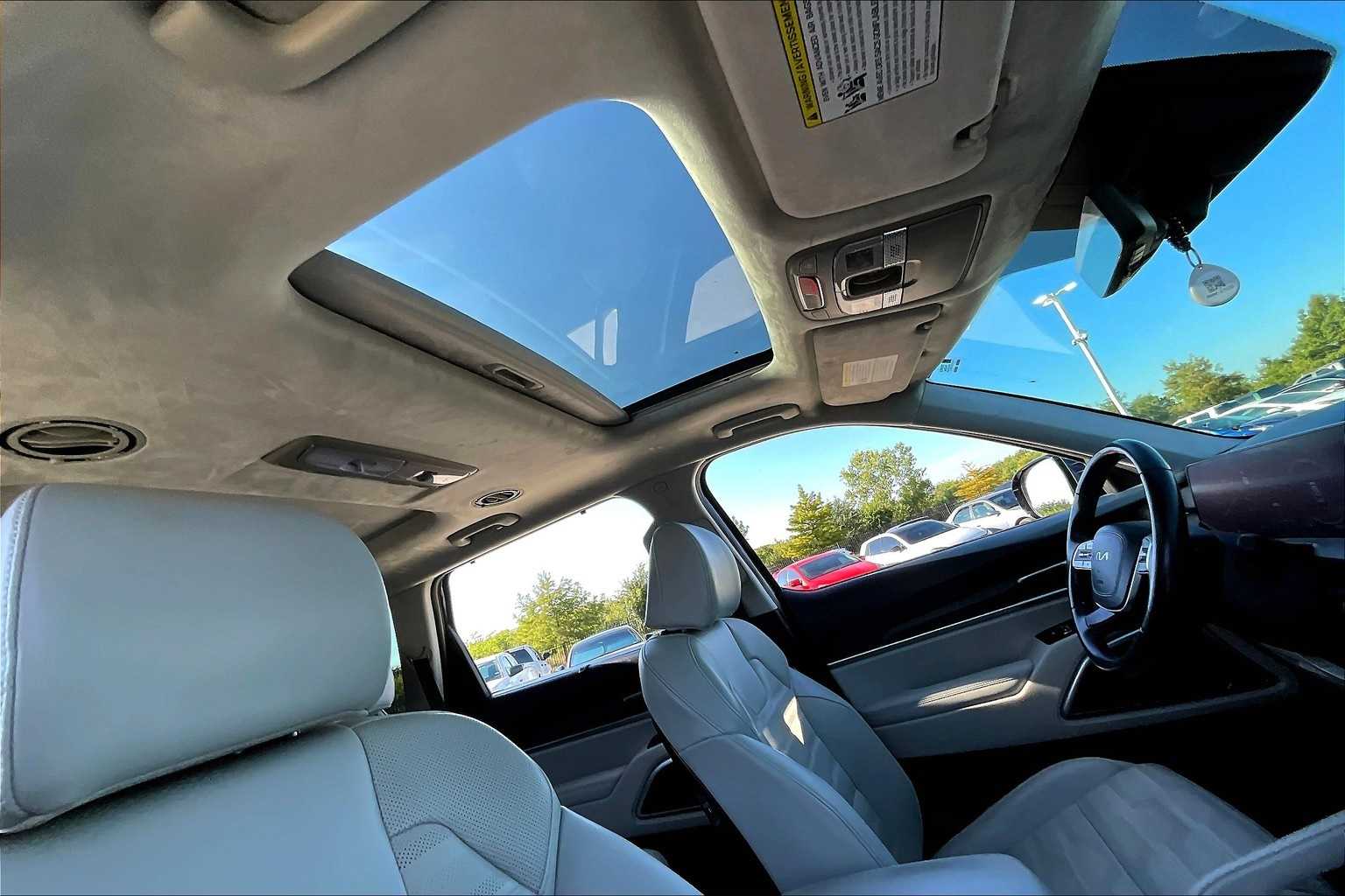 Thumbnail: 2024 Kia Telluride - 16