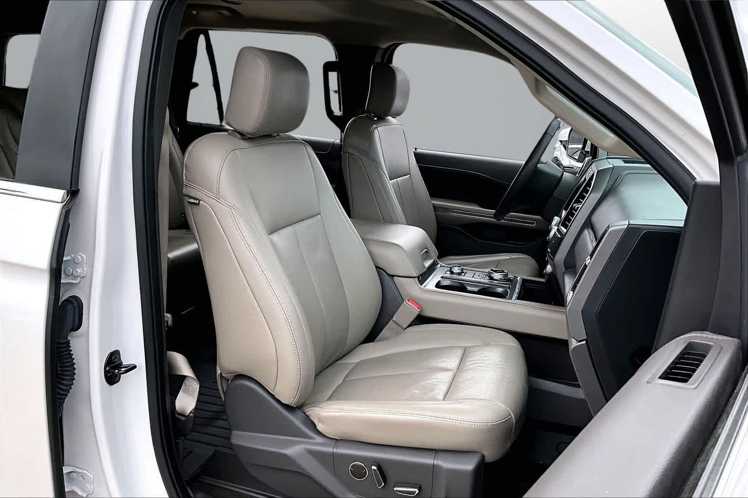 Thumbnail: 2019 Ford Expedition - 7