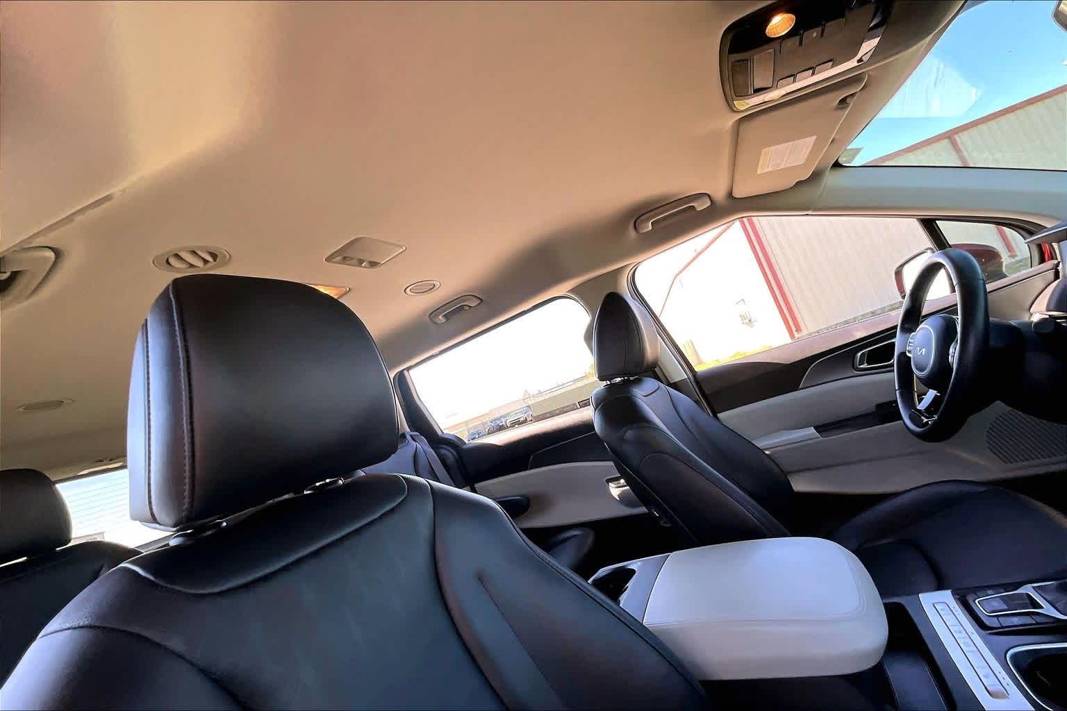 Thumbnail: 2024 Kia Carnival - 16