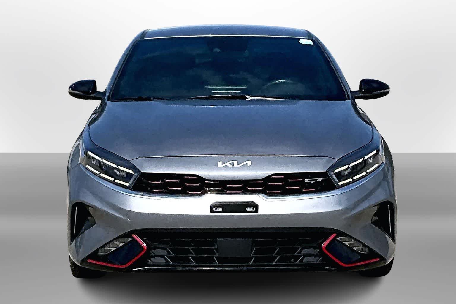 Thumbnail: 2023 Kia Forte - 3