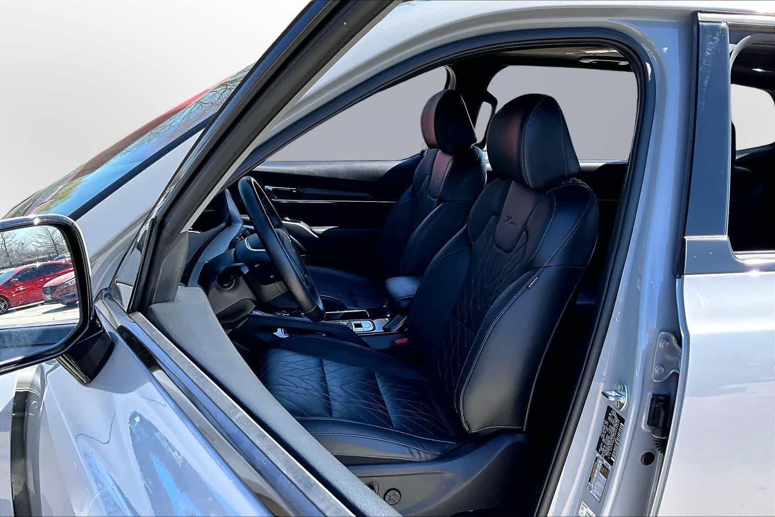 Thumbnail: 2024 Kia Telluride - 23