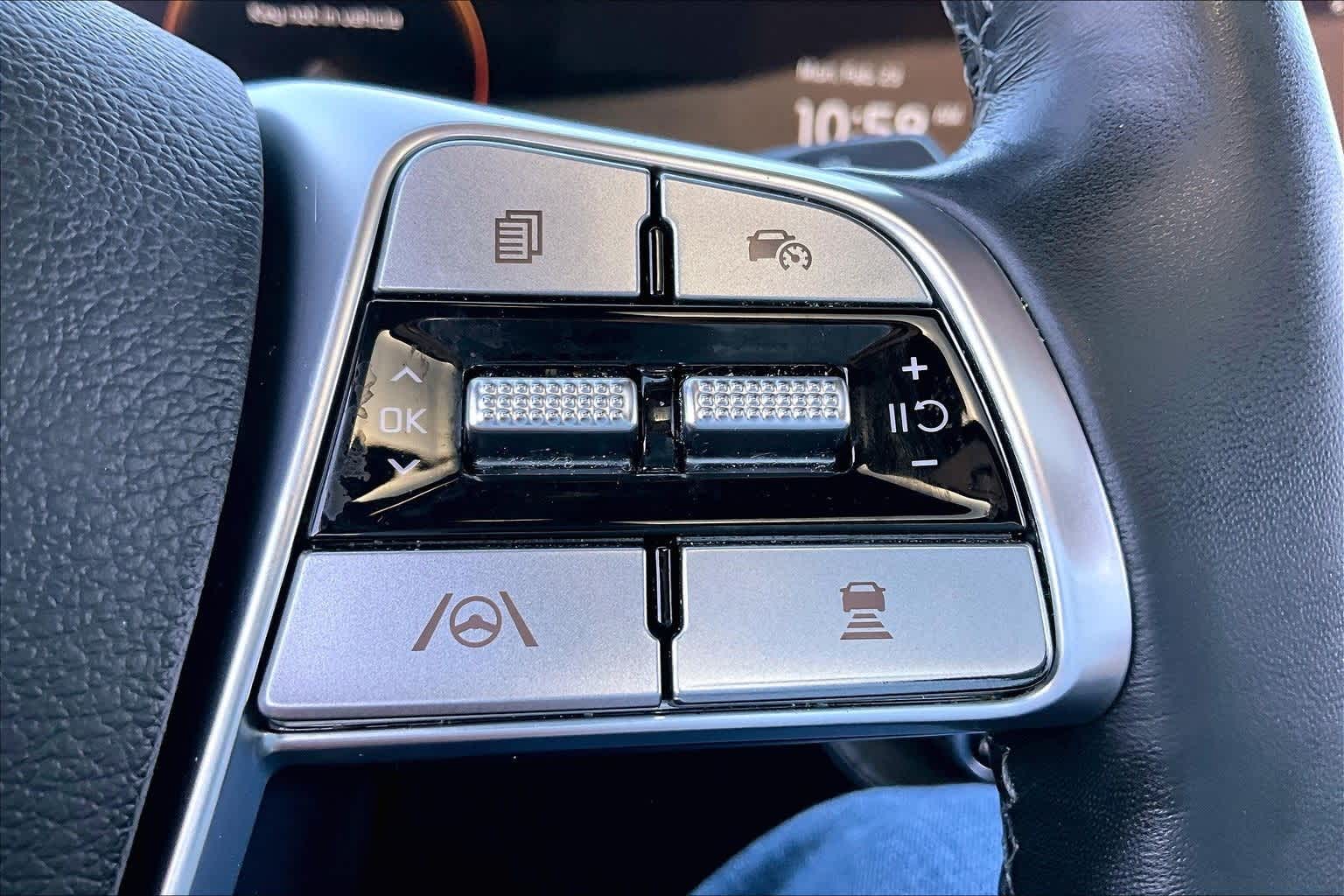 Thumbnail: 2024 Kia Telluride - 18