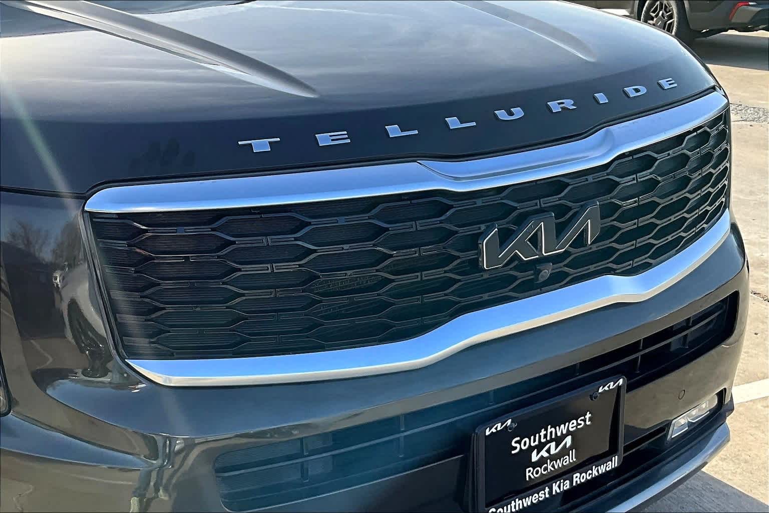 Thumbnail: 2022 Kia Telluride - 32