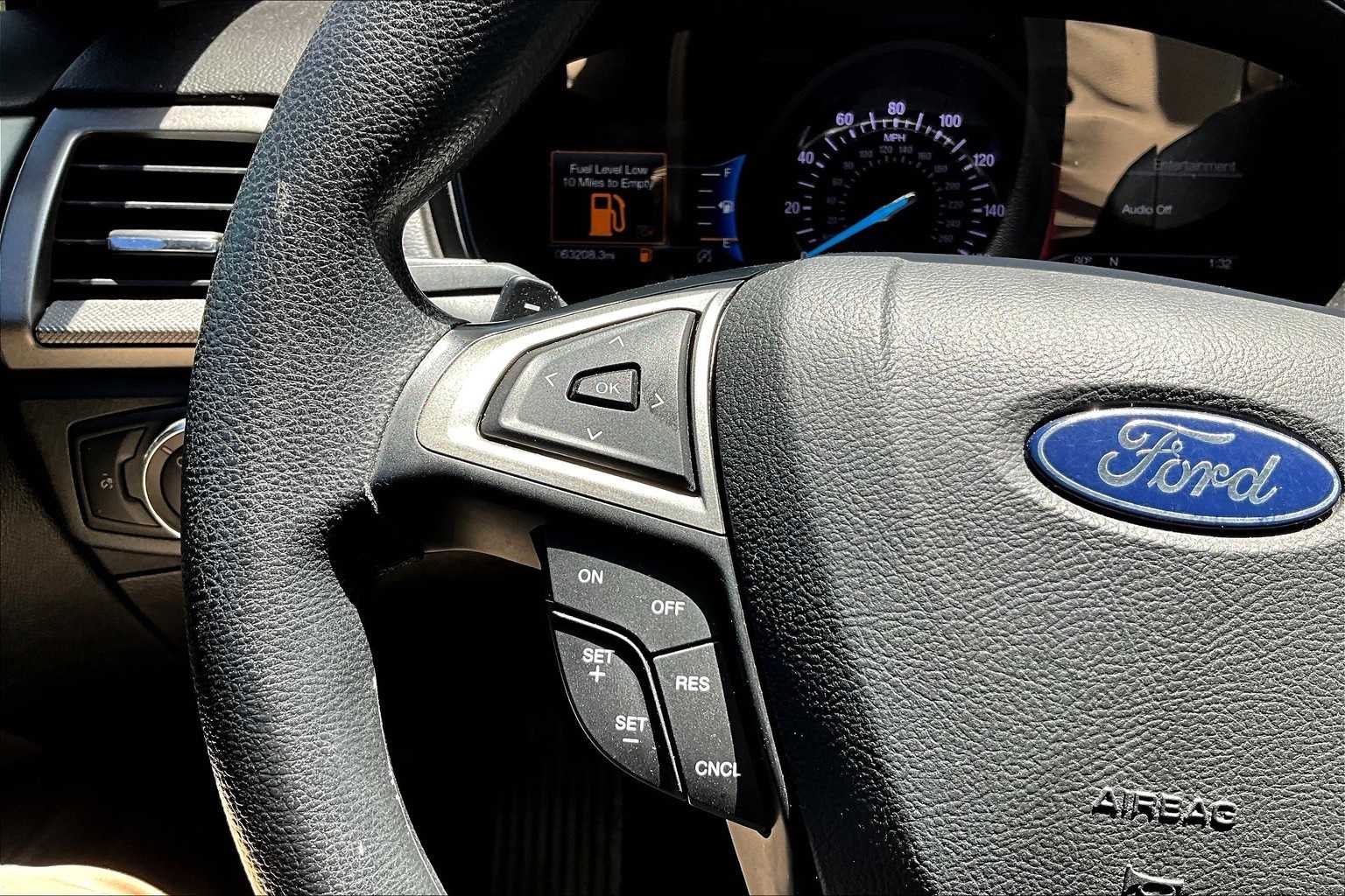 Thumbnail: 2018 Ford Fusion - 16