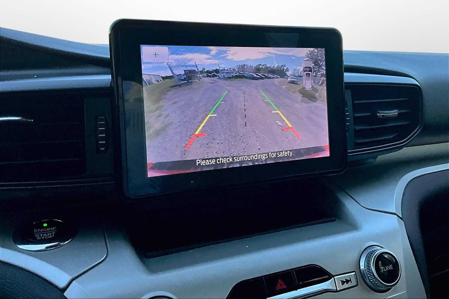 Thumbnail: 2021 Ford Explorer - 22