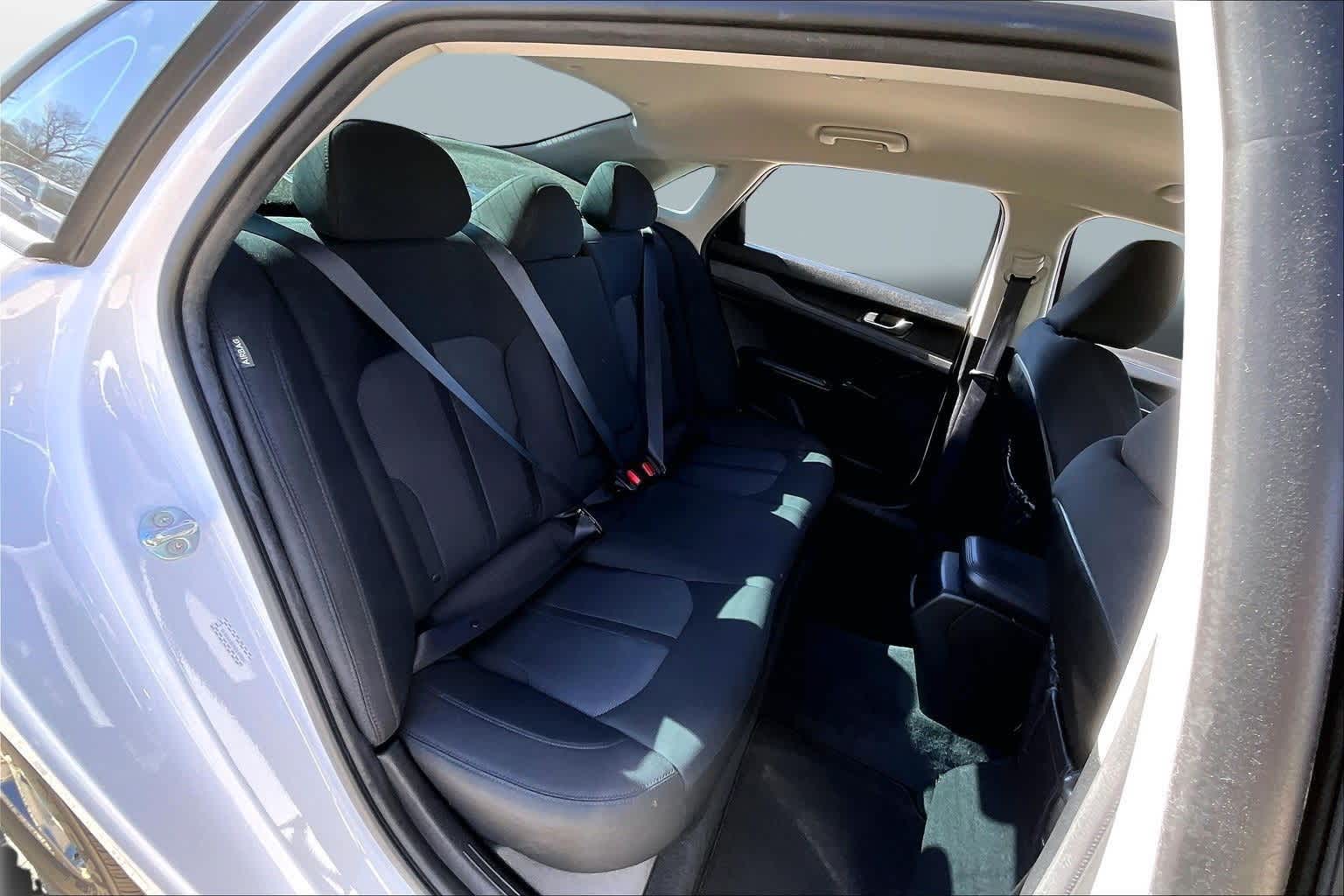 Thumbnail: 2022 Kia K5 - 27