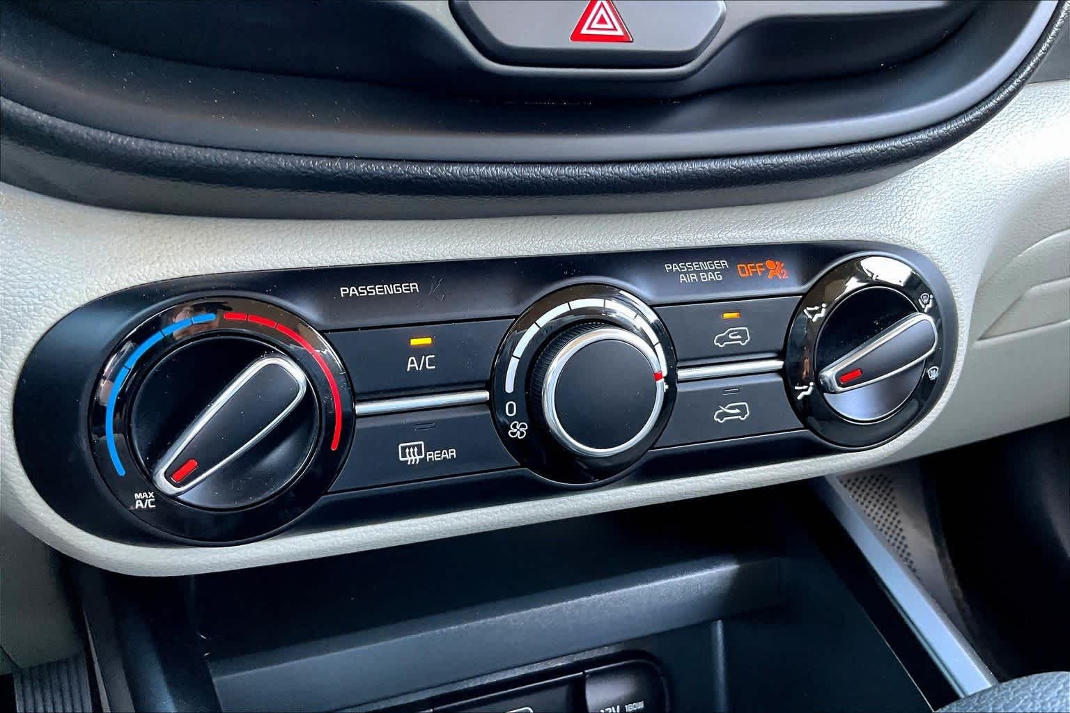 Thumbnail: 2023 Kia Soul - 24