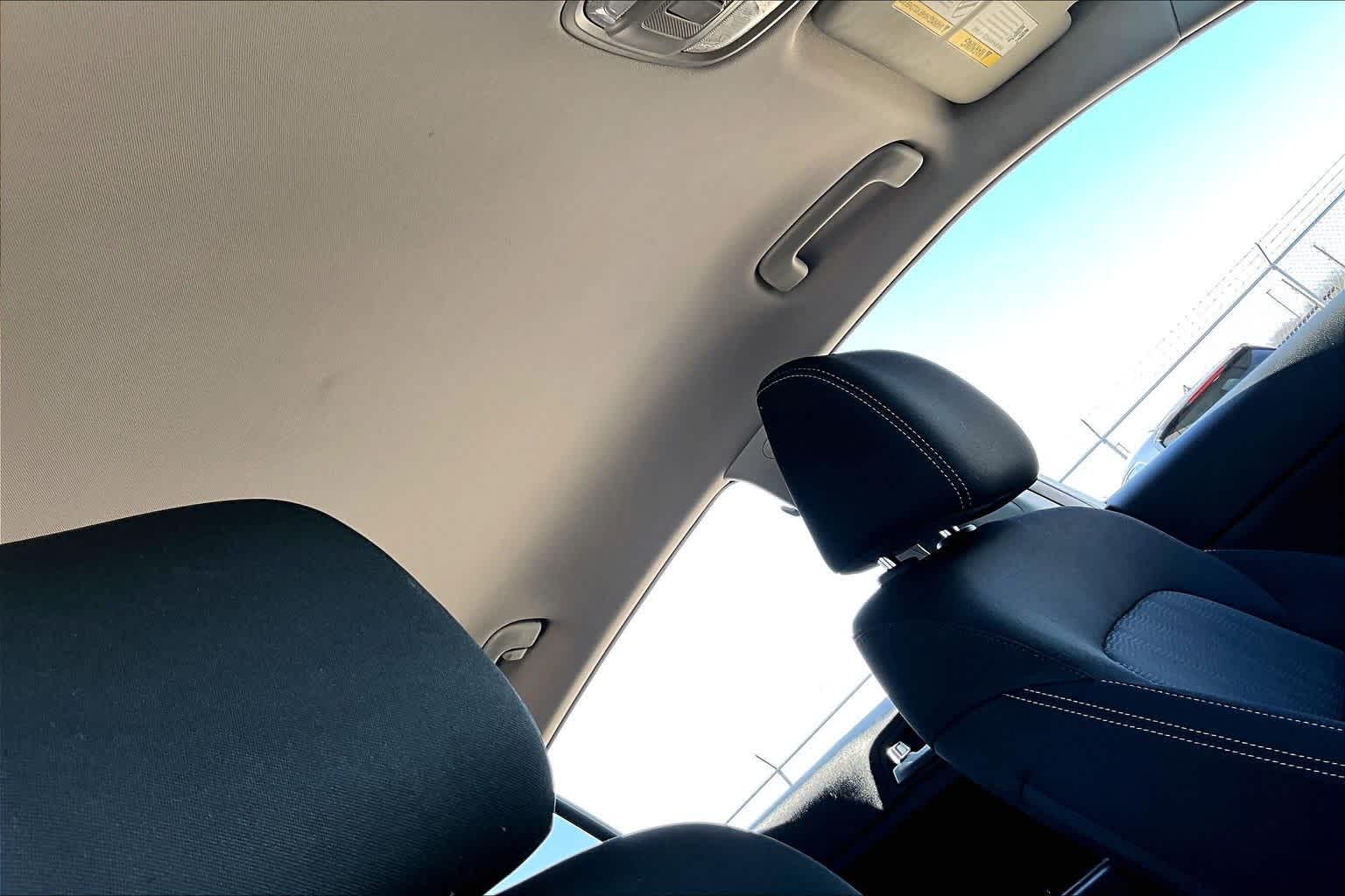 Thumbnail: 2017 Kia Sportage - 16