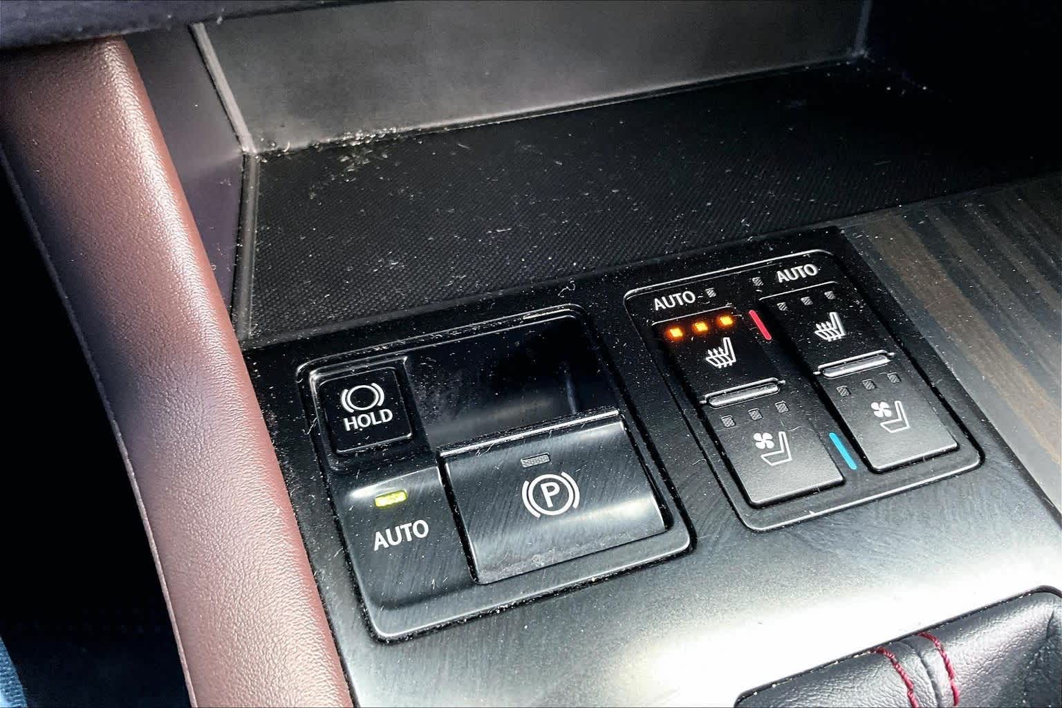 Thumbnail: 2017 Lexus RX - 24