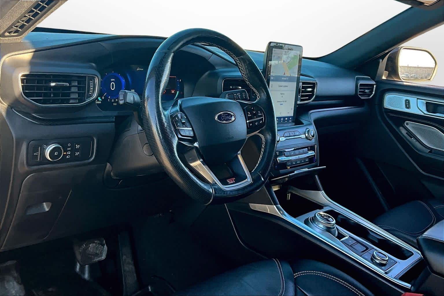 Thumbnail: 2020 Ford Explorer - 12