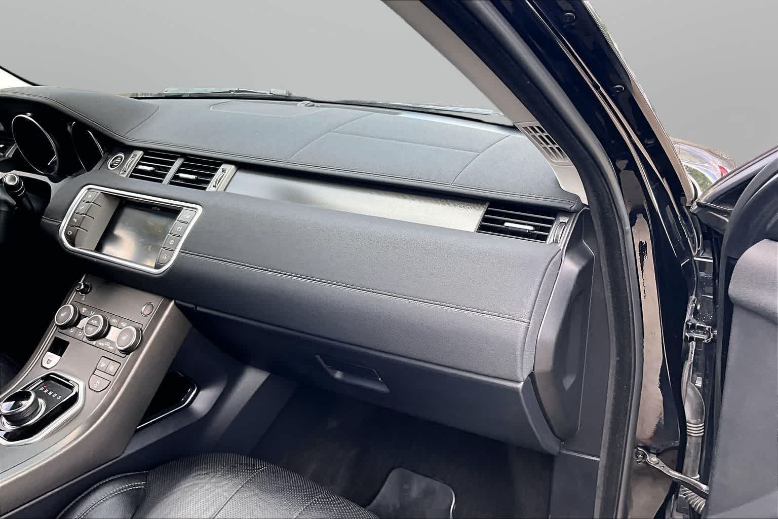 Thumbnail: 2019 Land Rover Range Rover Evoque - 14