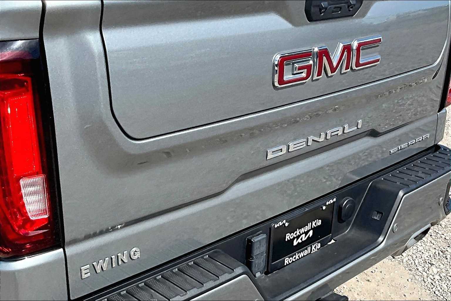 Thumbnail: 2024 GMC Sierra 1500 - 32