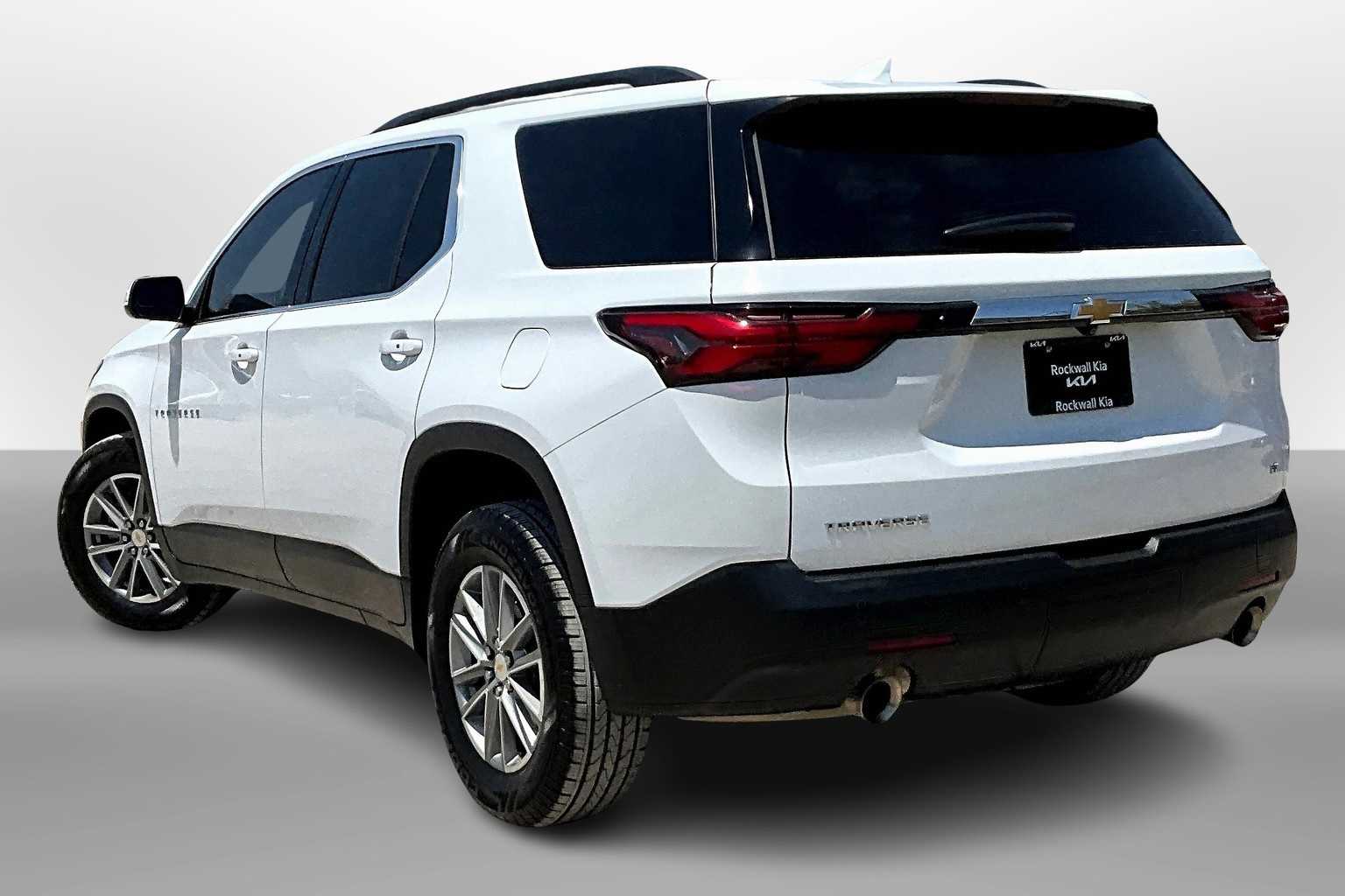Thumbnail: 2022 Chevrolet Traverse - 11
