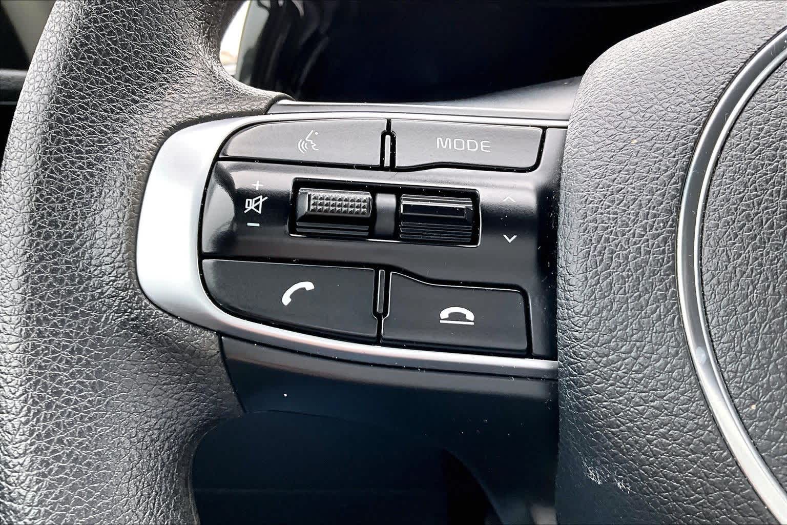 Thumbnail: 2022 Kia K5 - 16