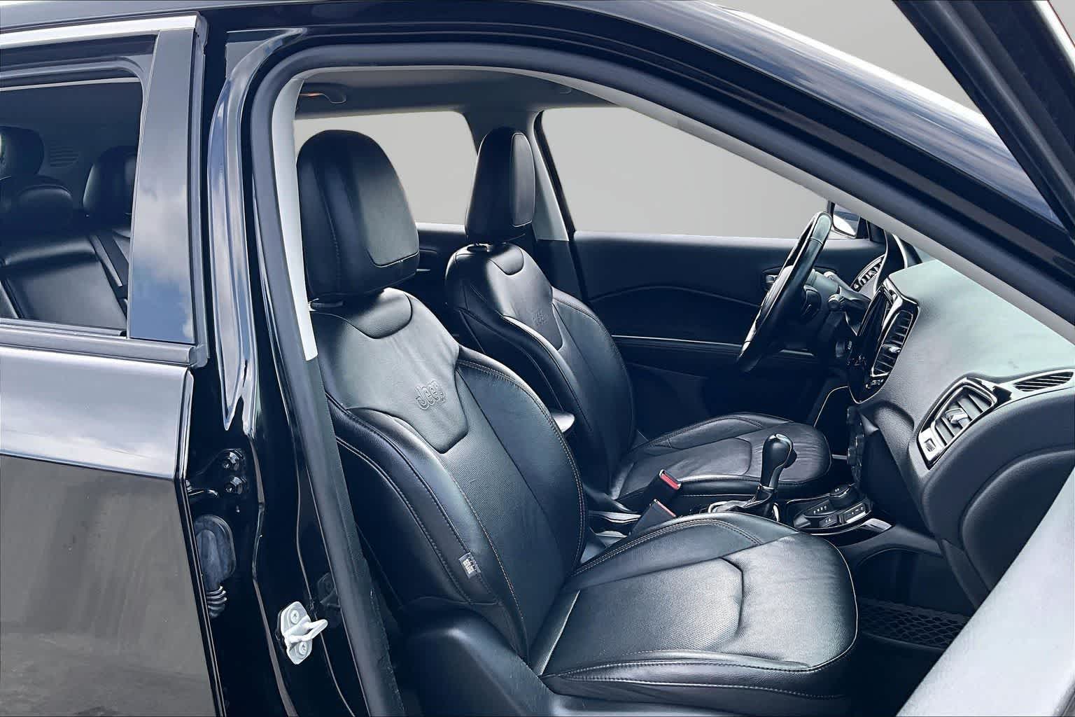 Thumbnail: 2021 Jeep Compass - 7