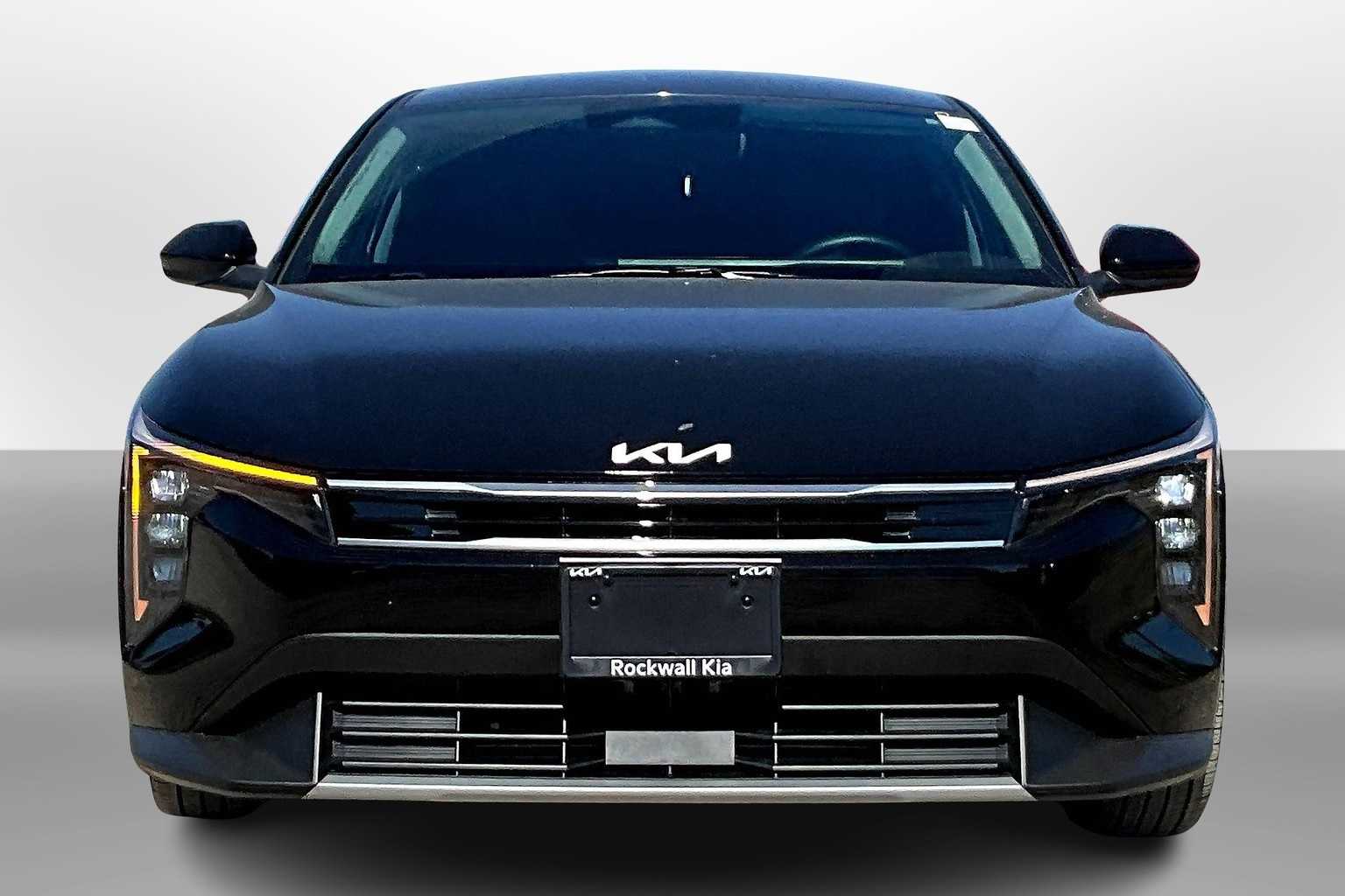 2025 Kia K4 EX photo 3