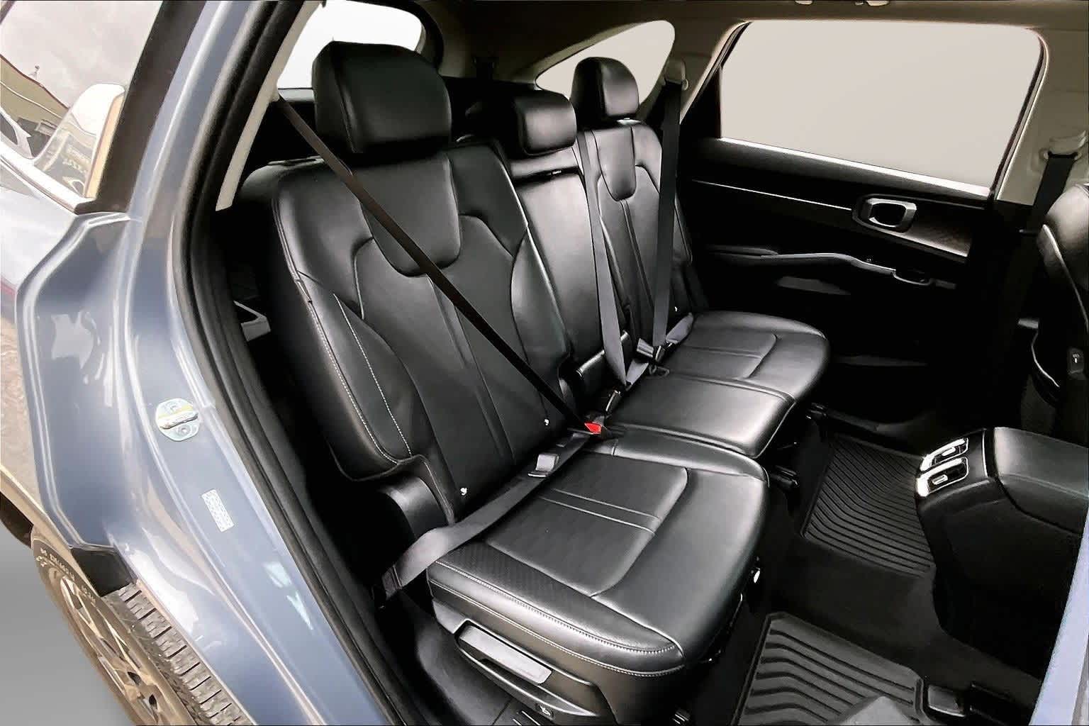 Thumbnail: 2024 Kia Sorento - 26