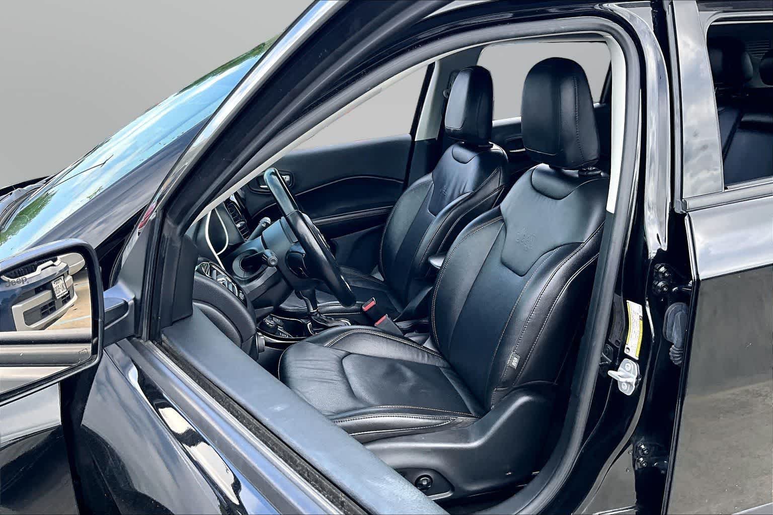 Thumbnail: 2021 Jeep Compass - 23