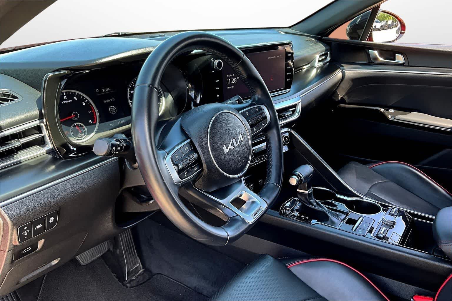 Thumbnail: 2023 Kia K5 - 12