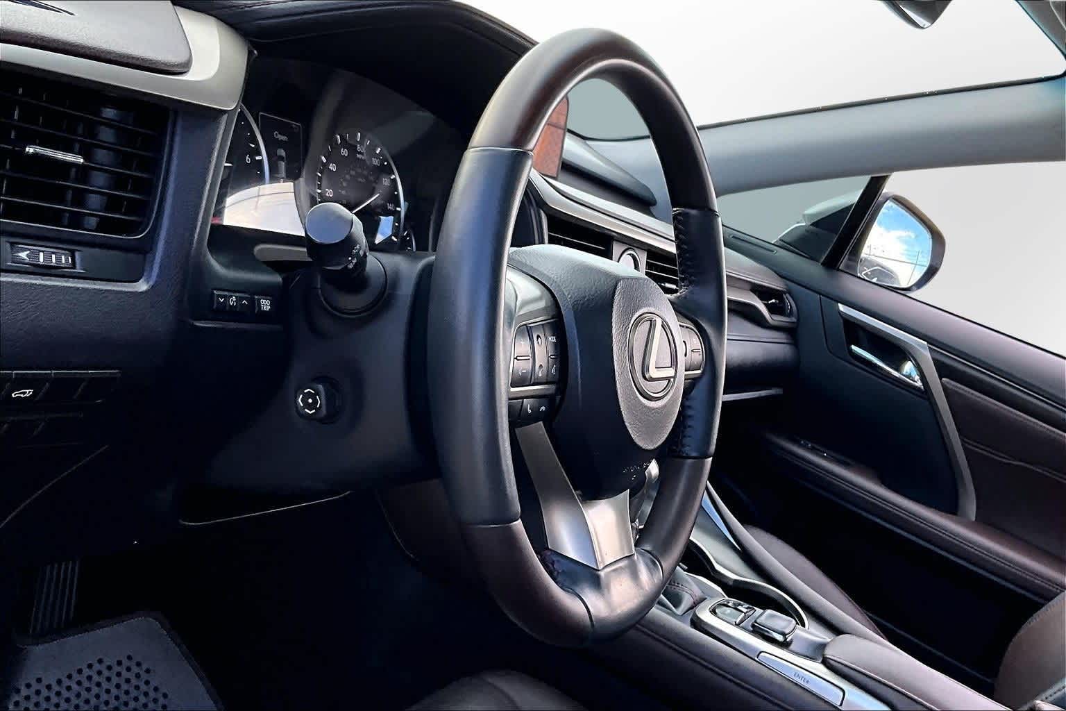 Thumbnail: 2017 Lexus RX - 13