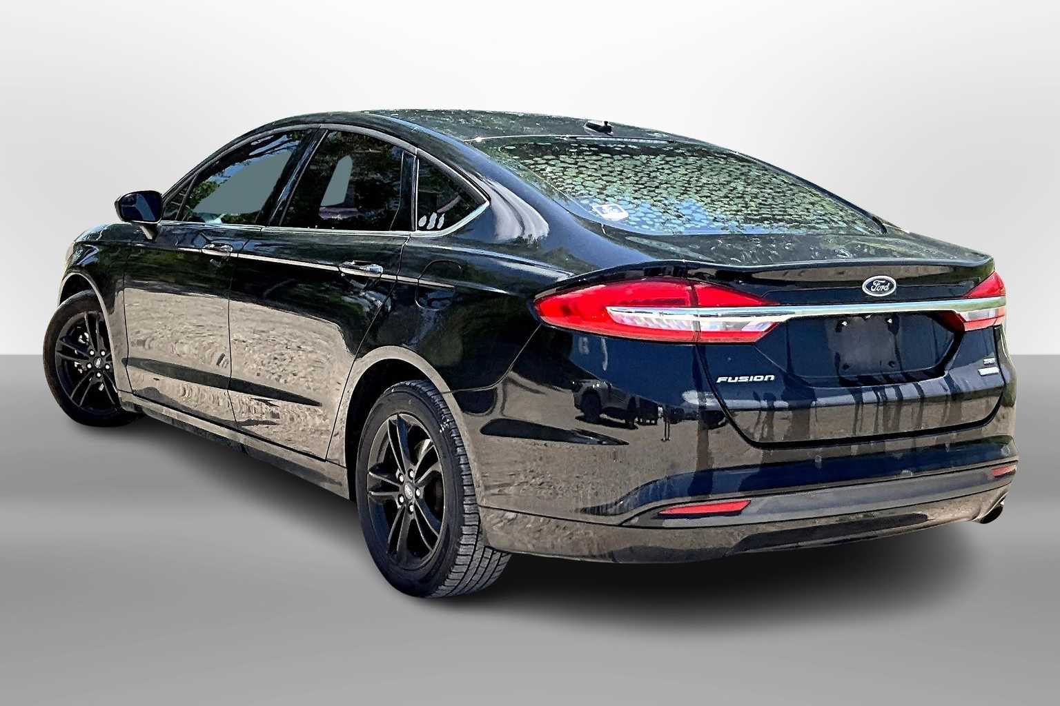 Thumbnail: 2018 Ford Fusion - 9