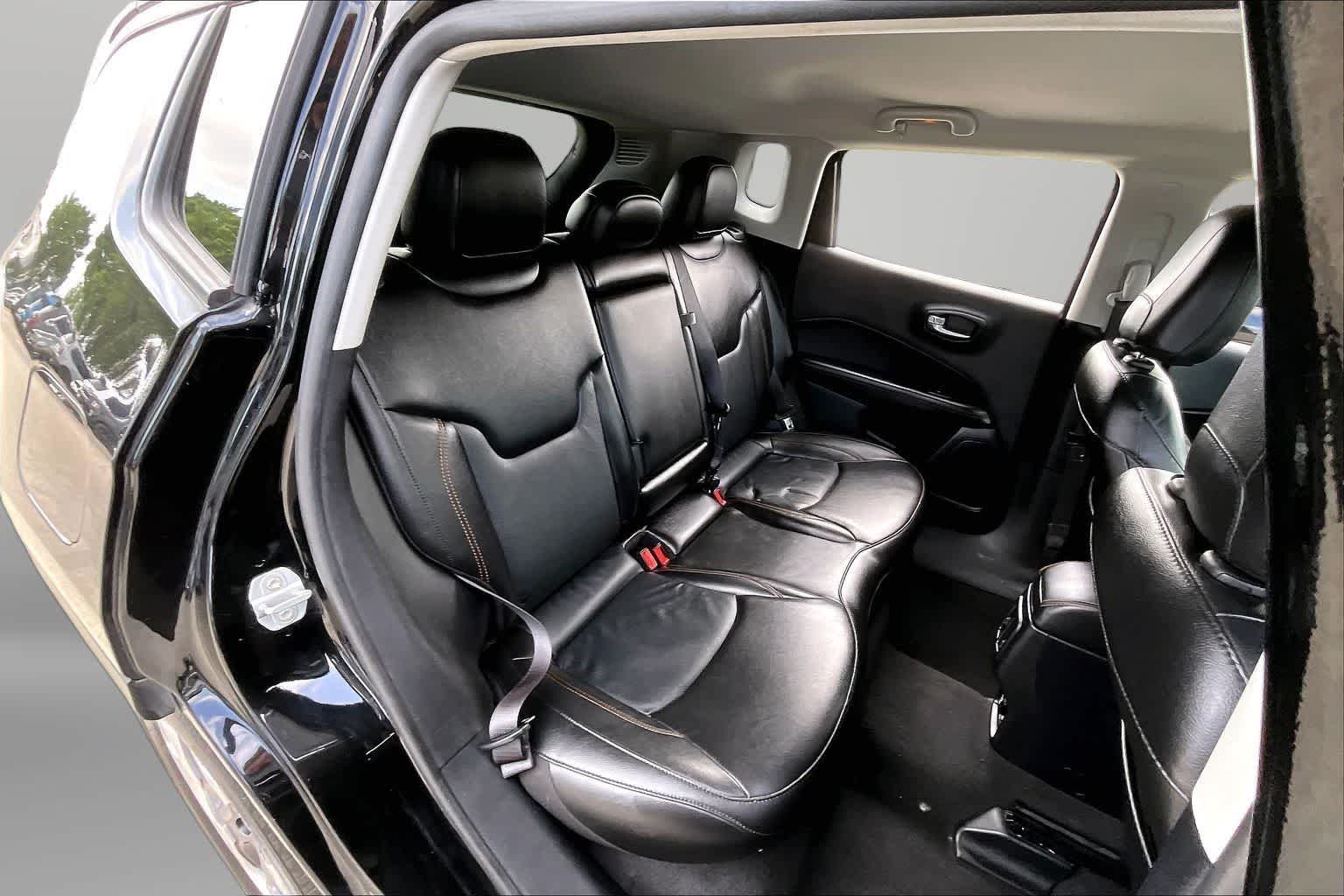 Thumbnail: 2021 Jeep Compass - 25