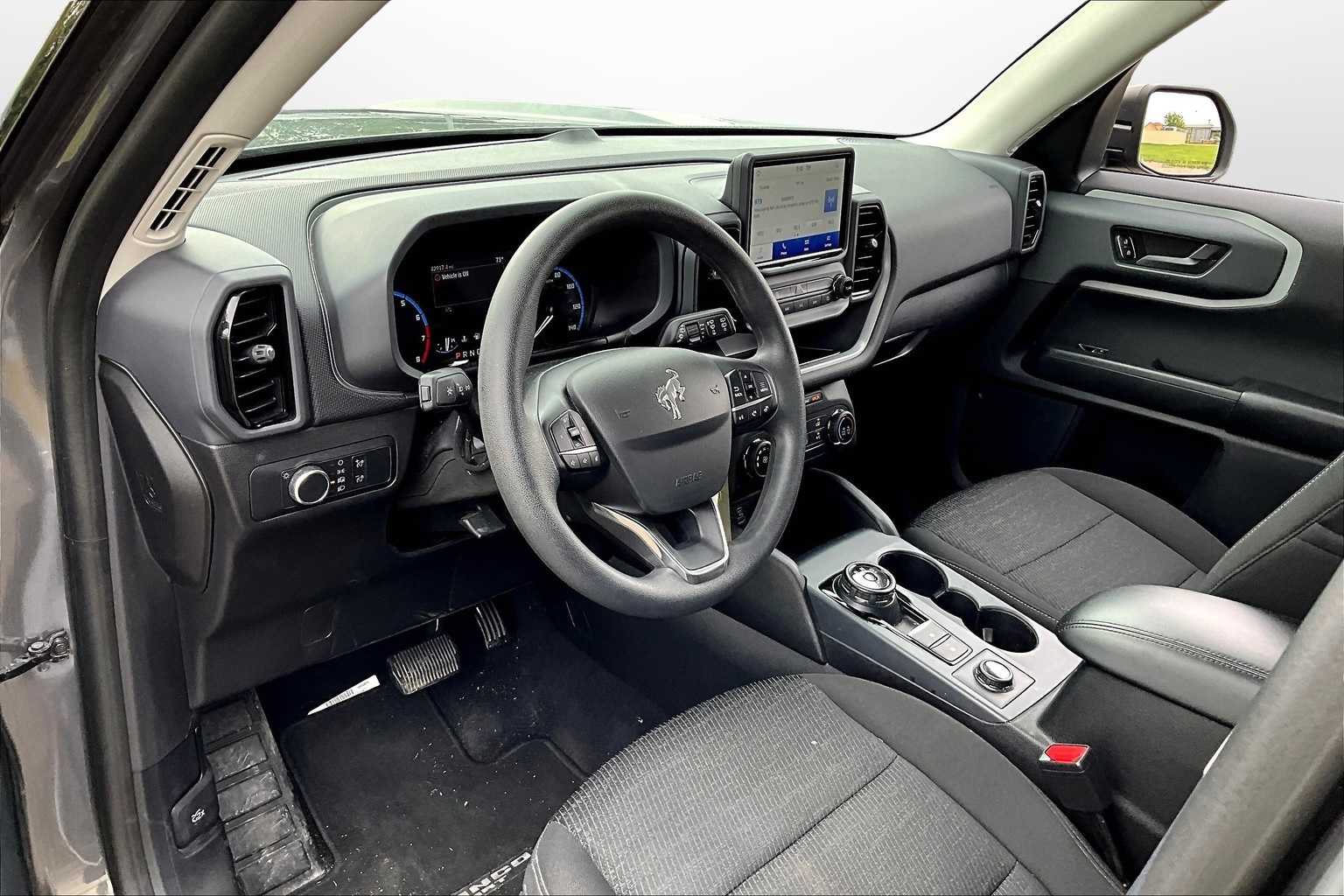Thumbnail: 2022 Ford Bronco Sport - 12