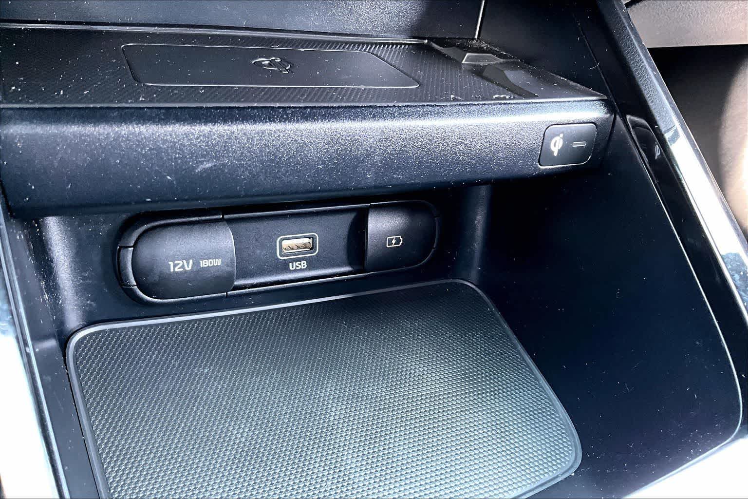 Thumbnail: 2023 Kia Forte - 21