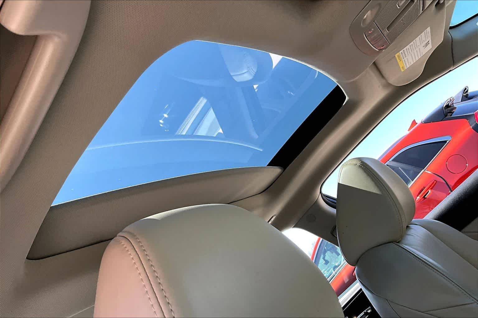 Thumbnail: 2021 Nissan Maxima - 16