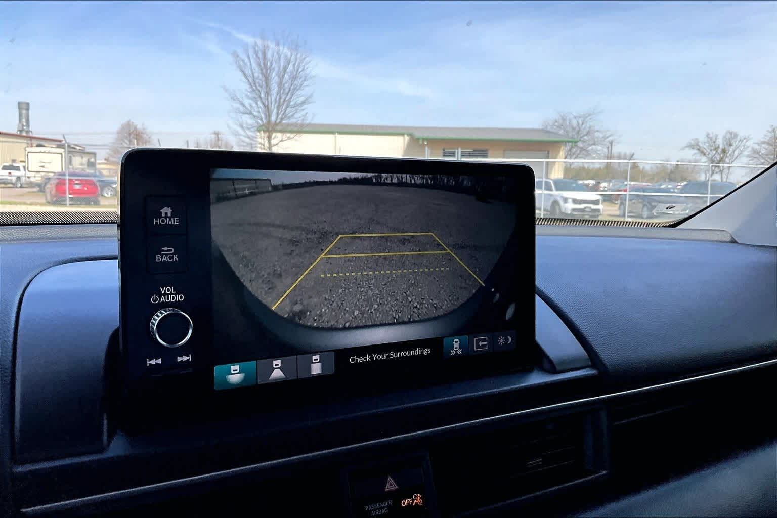 Thumbnail: 2023 Honda Pilot - 21