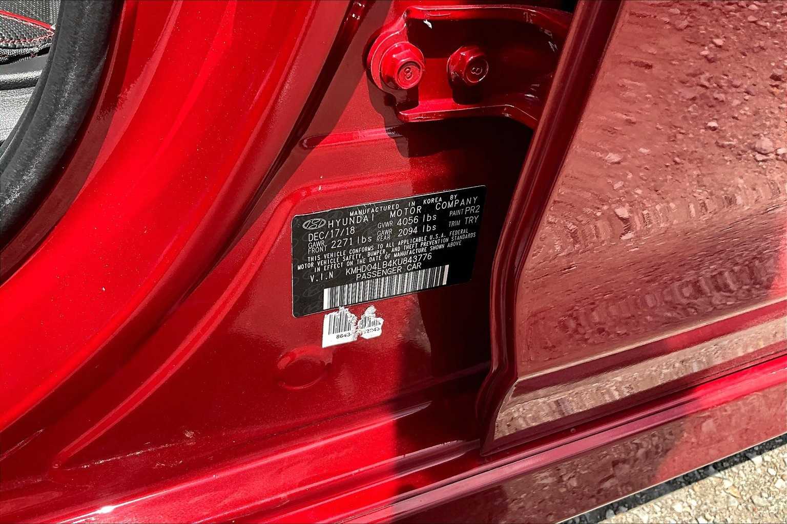 Thumbnail: 2019 Hyundai Elantra - 32