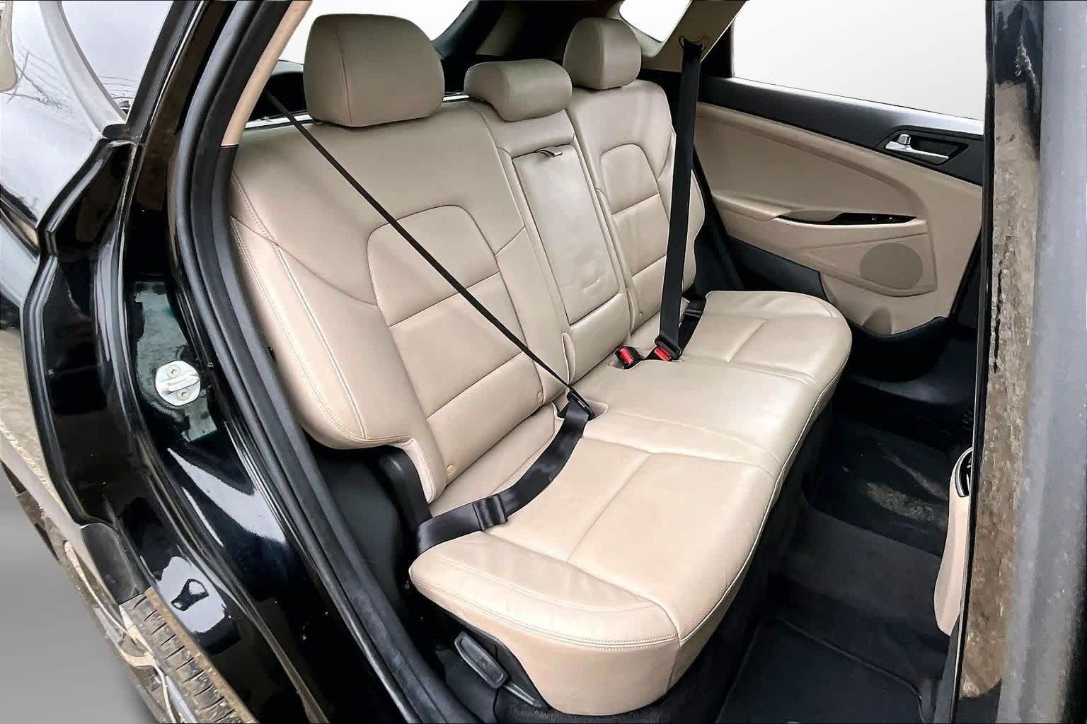 Thumbnail: 2016 Hyundai Tucson - 26