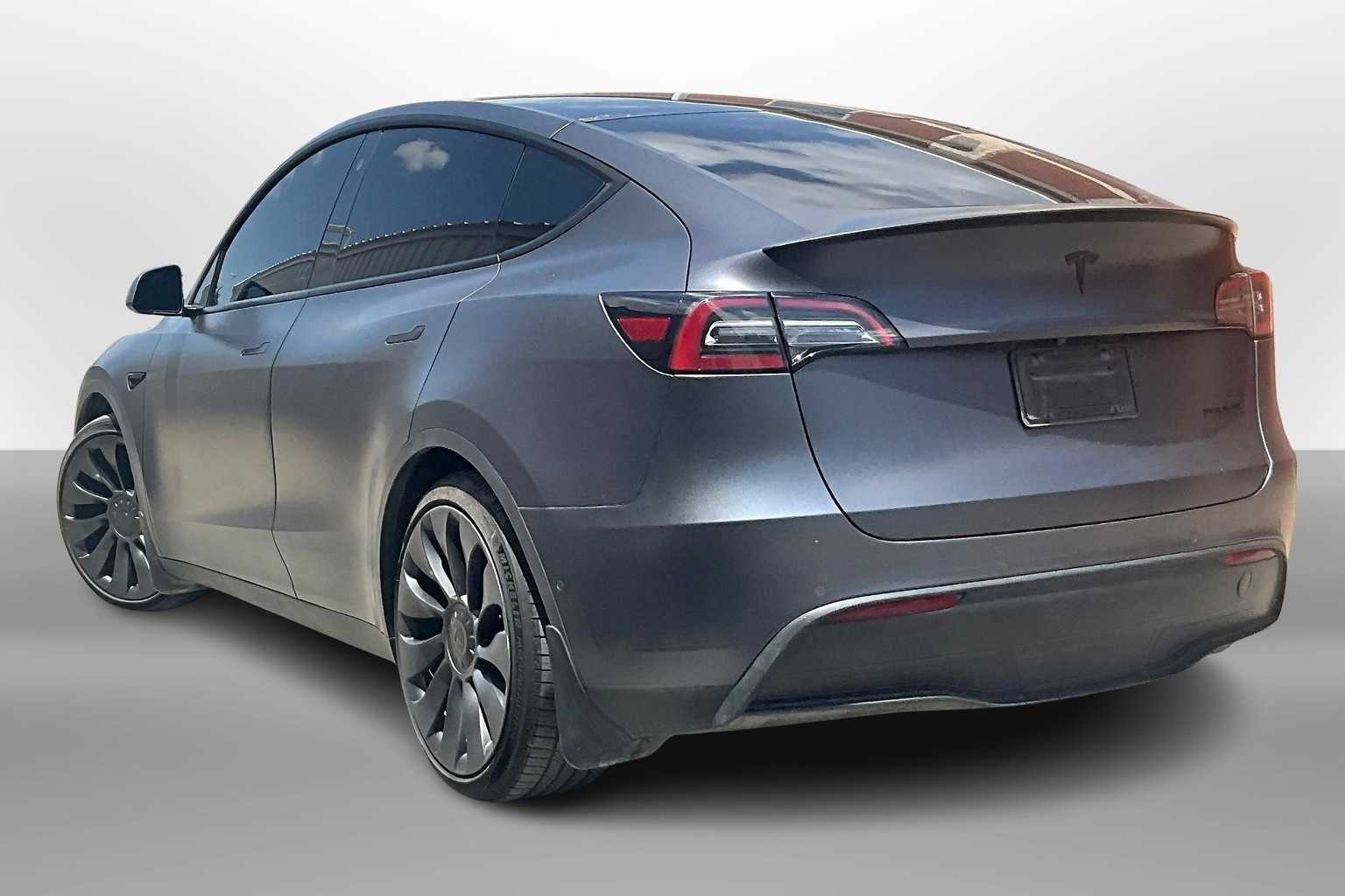 Thumbnail: 2022 Tesla Model Y - 11