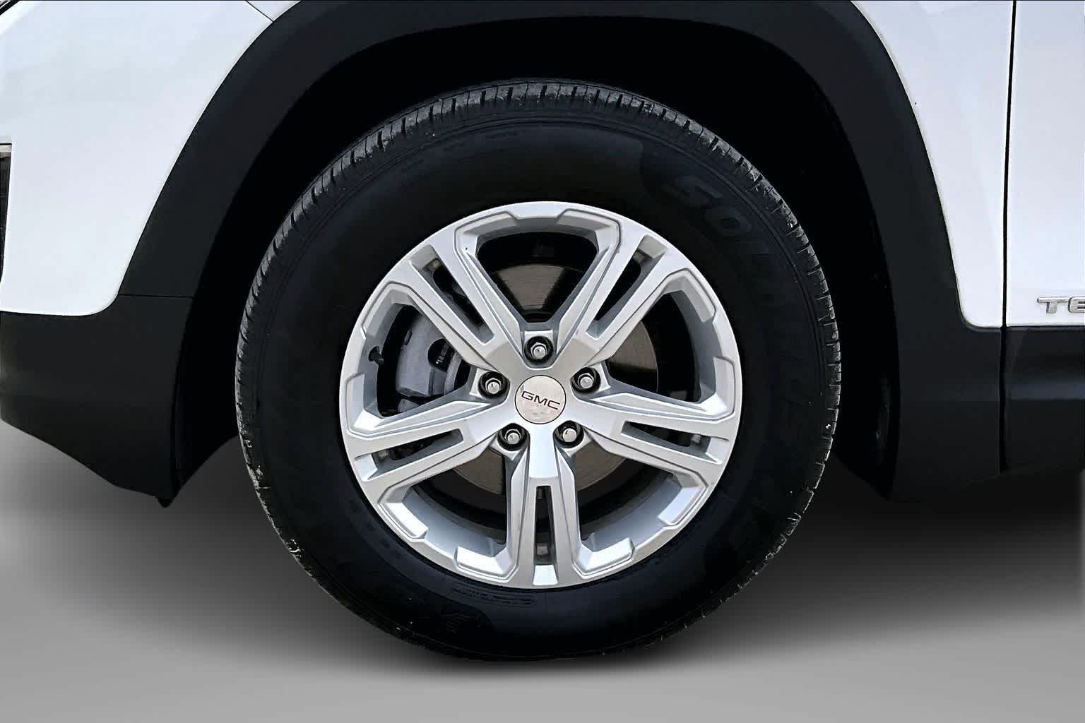 Thumbnail: 2020 GMC Terrain - 8