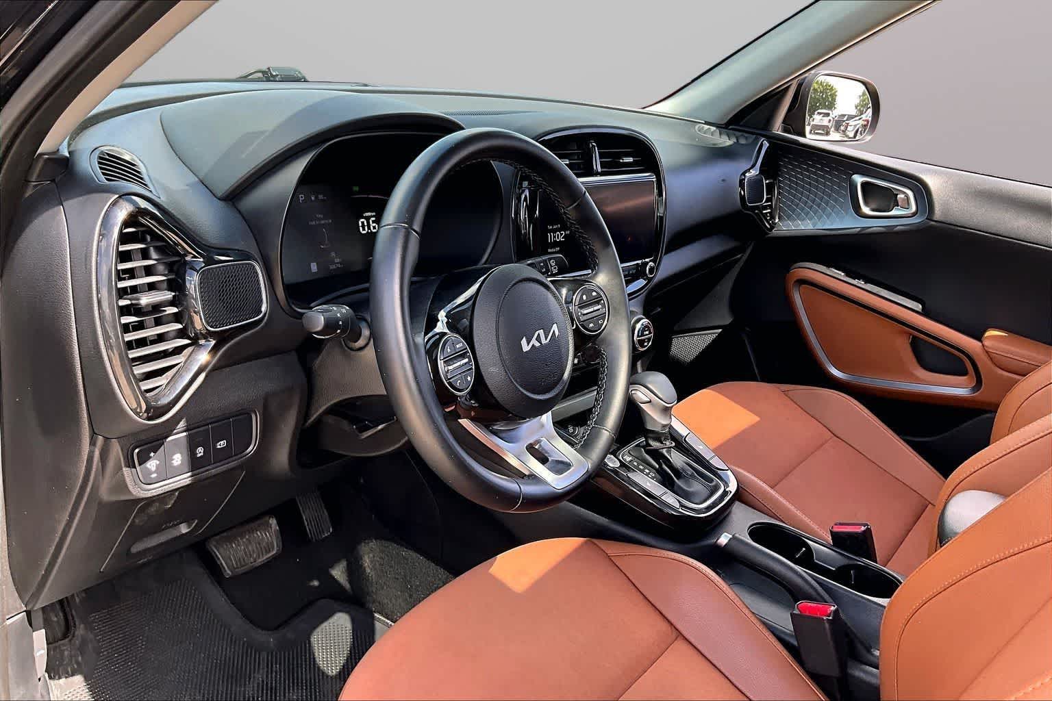 Thumbnail: 2024 Kia Soul - 11