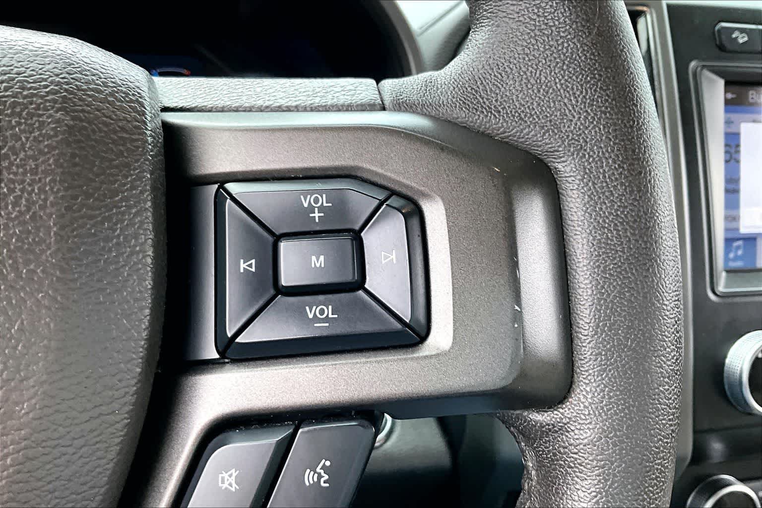 Thumbnail: 2019 Ford Expedition - 18