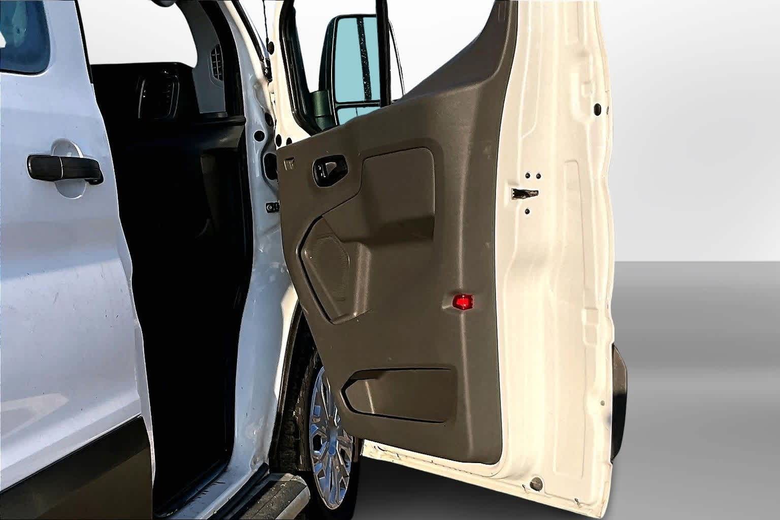 Thumbnail: 2022 Ford Transit Series - 16