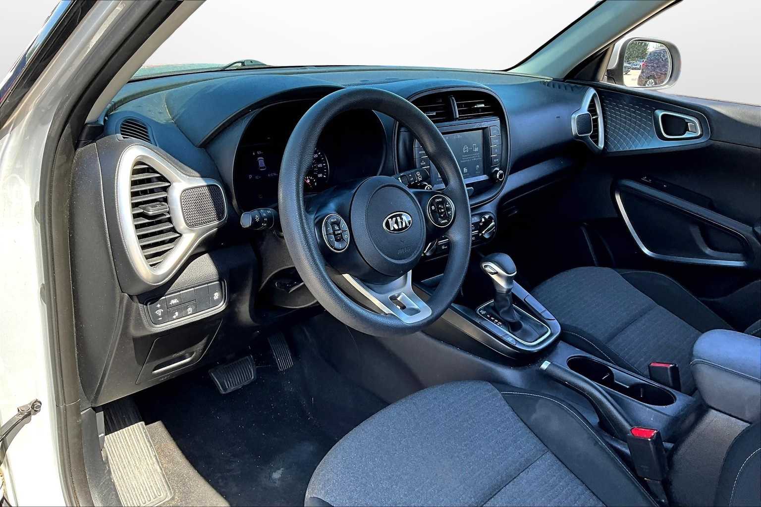 Thumbnail: 2020 Kia Soul - 12