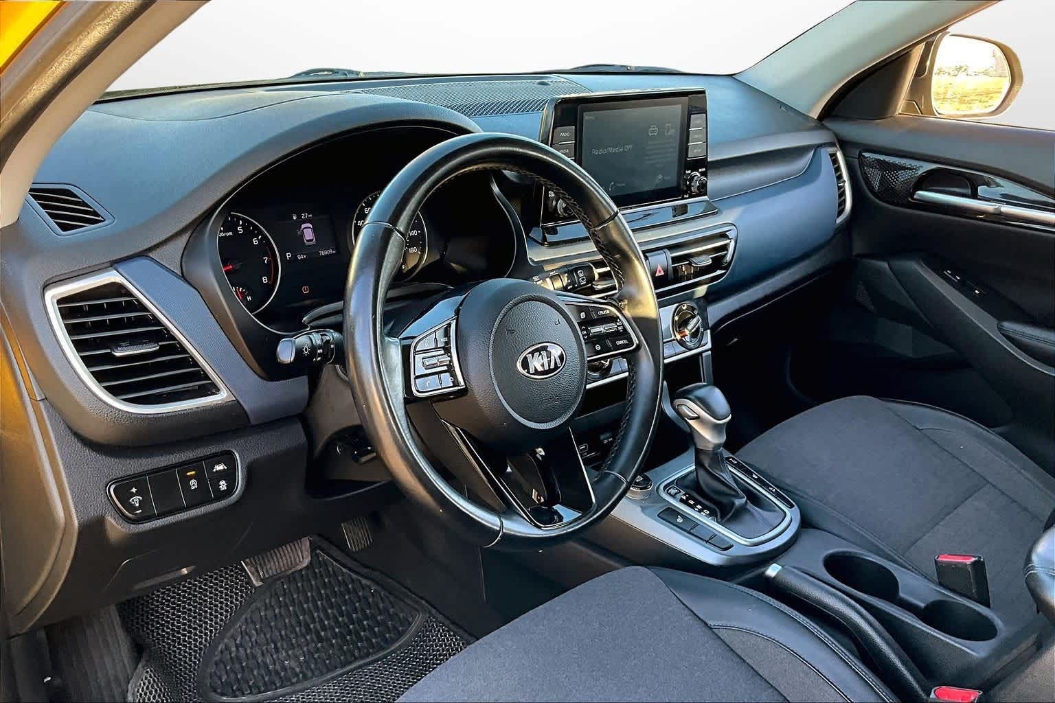 Thumbnail: 2021 Kia Seltos - 12