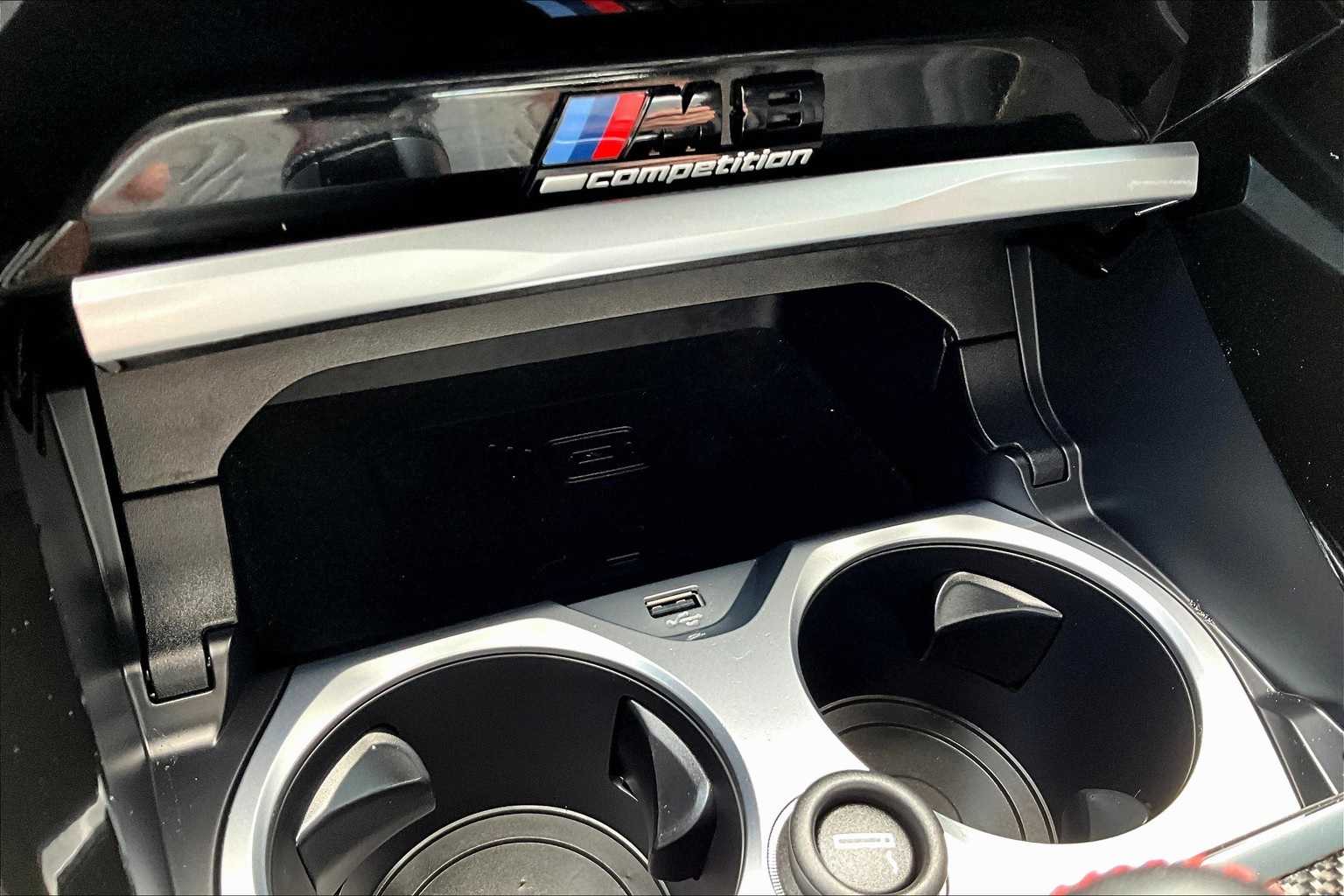 Thumbnail: 2022 BMW M8 - 24