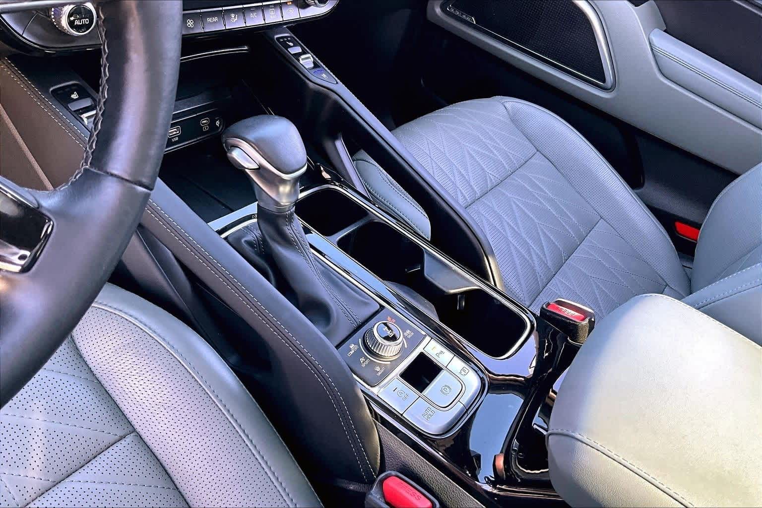 Thumbnail: 2024 Kia Telluride - 13