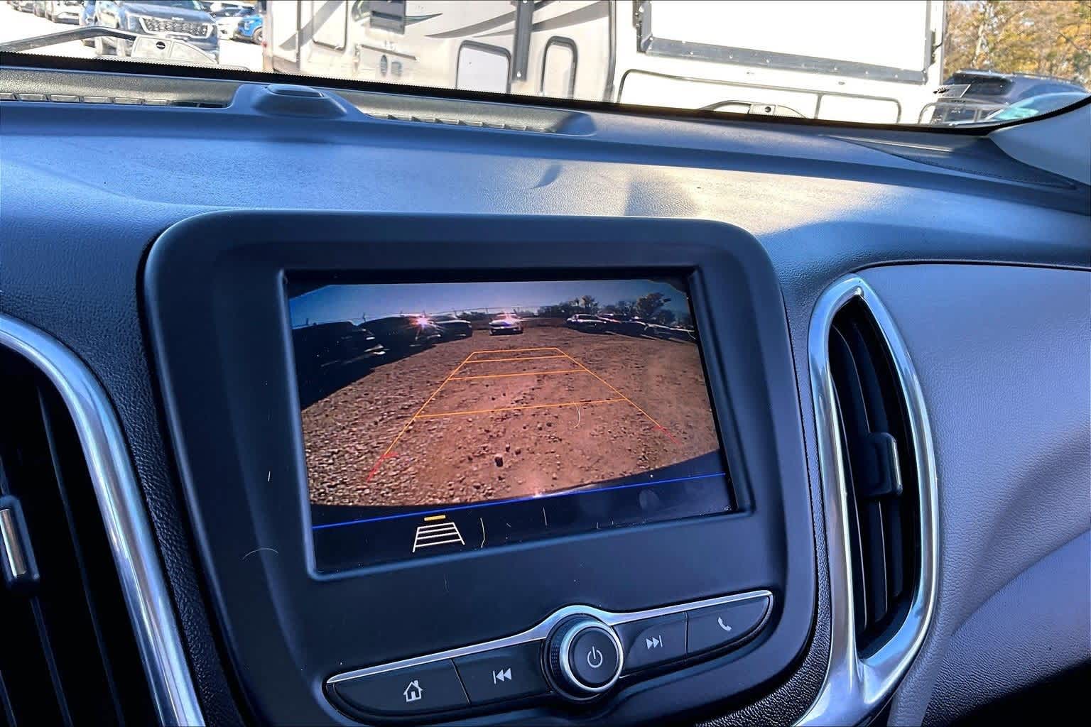 Thumbnail: 2020 Chevrolet Equinox - 21