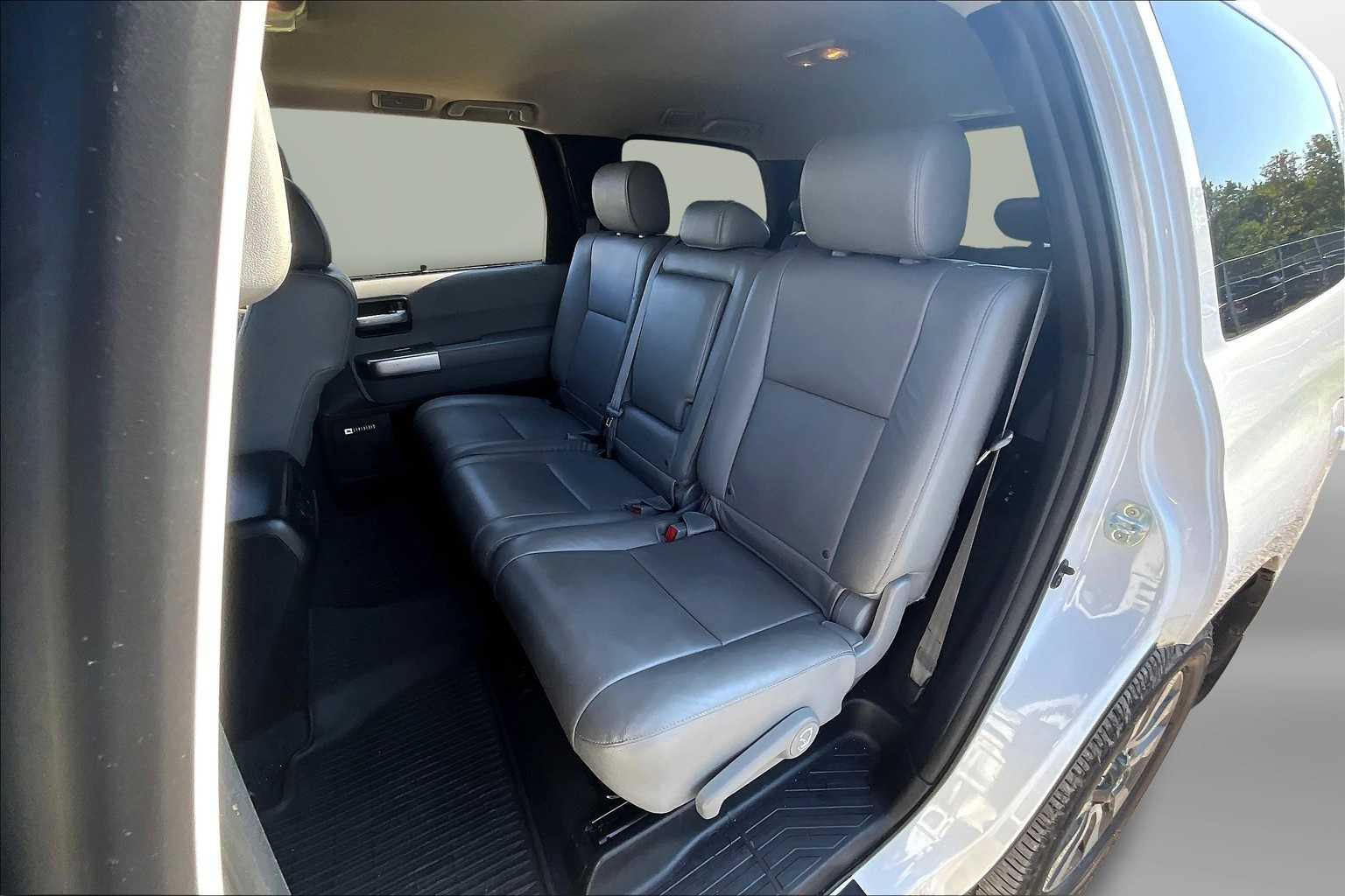 Thumbnail: 2020 Toyota Sequoia - 28