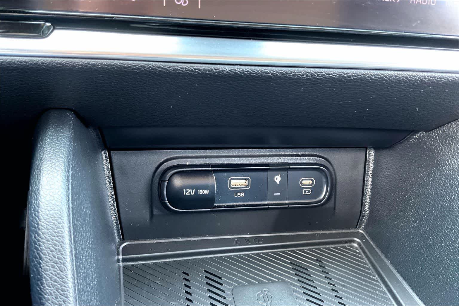 Thumbnail: 2024 Kia Sportage - 21