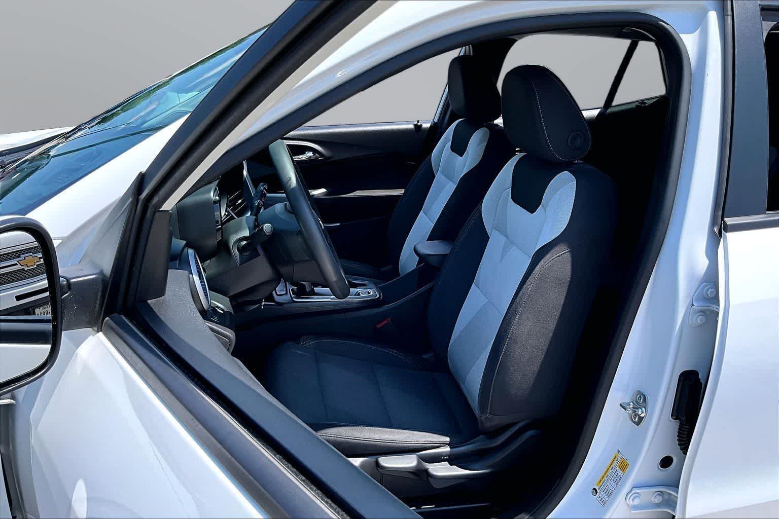 Thumbnail: 2024 Chevrolet Trax - 22