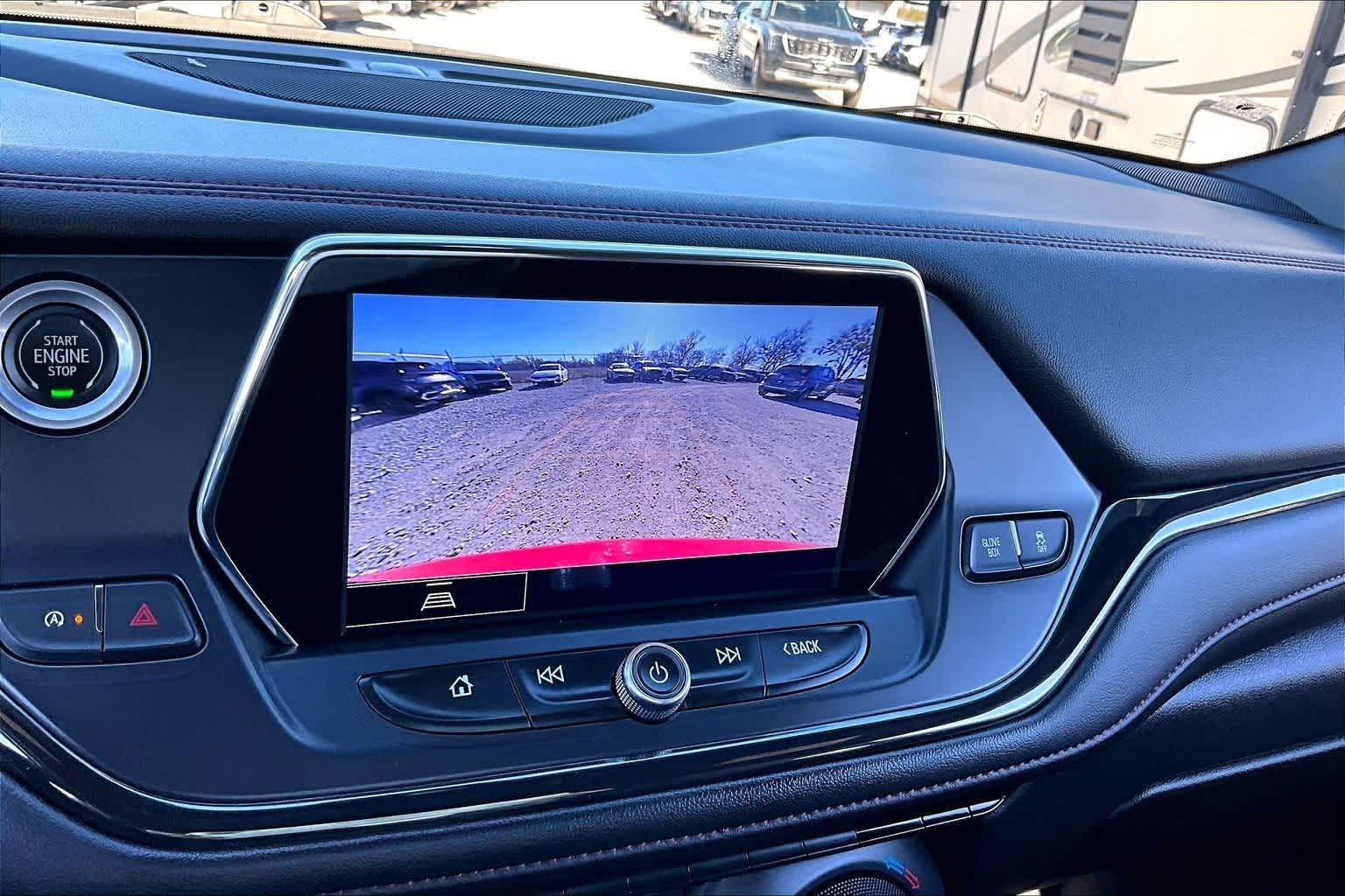 Thumbnail: 2022 Chevrolet Blazer - 22