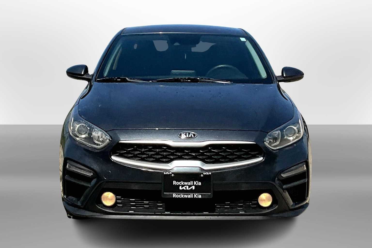 Thumbnail: 2020 Kia Forte - 3