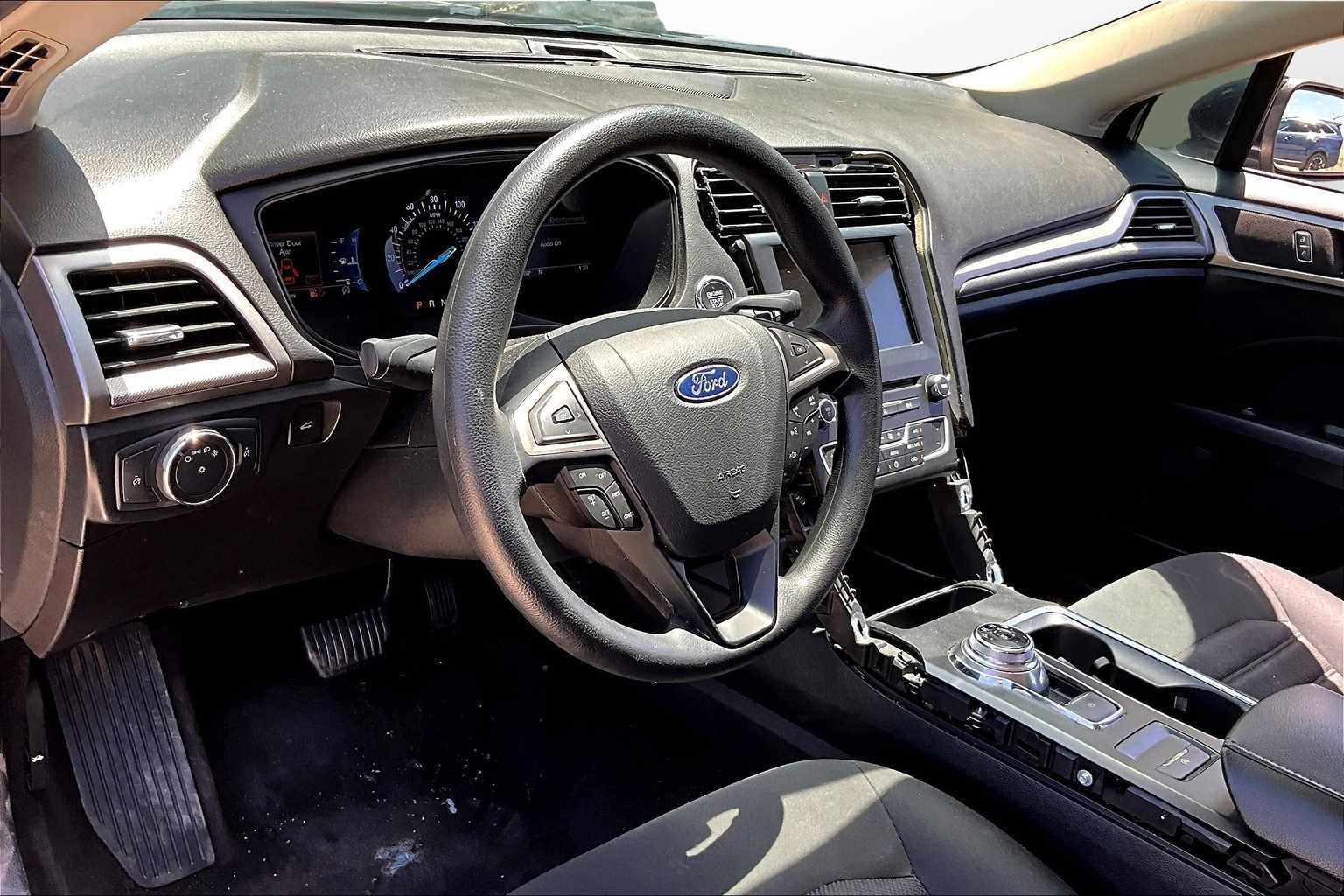 Thumbnail: 2018 Ford Fusion - 10