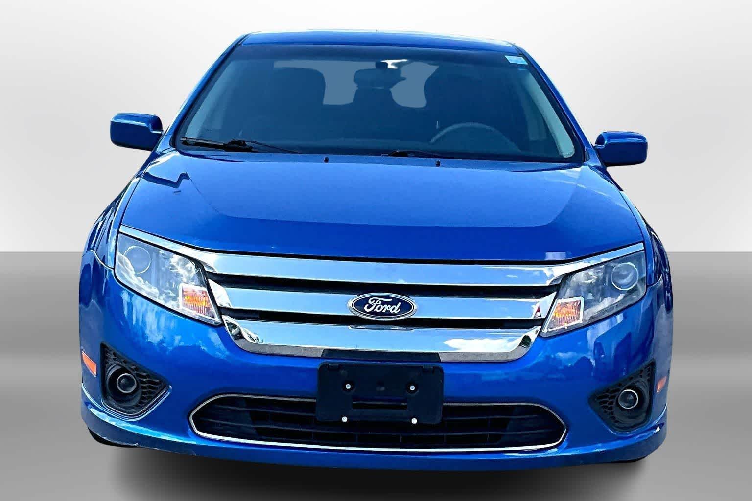 Thumbnail: 2011 Ford Fusion - 3